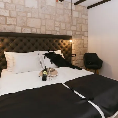 Penzion Luxury Dino 4*