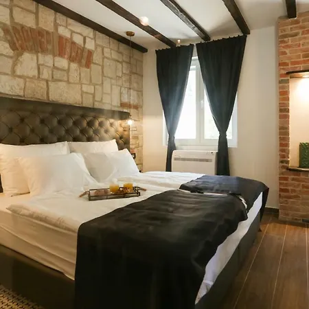 Luxury Dino Guest house