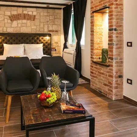 Luxury Dino 4* 스플리트