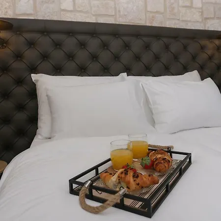 Luxury Dino 스플리트