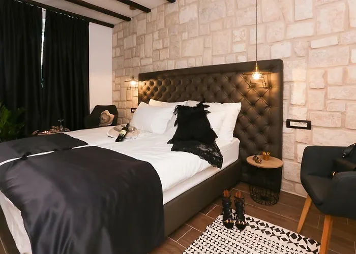 Luxury Dino ספליט