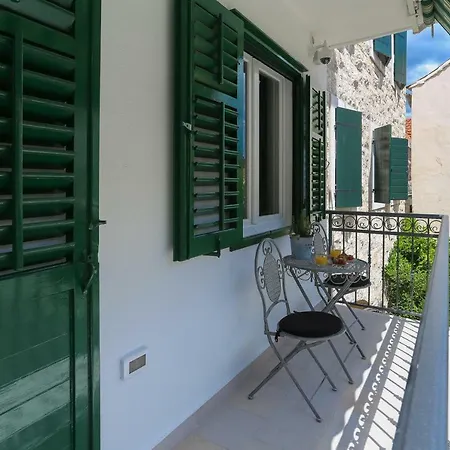 بيت ضيافة Luxury Dino سبليت