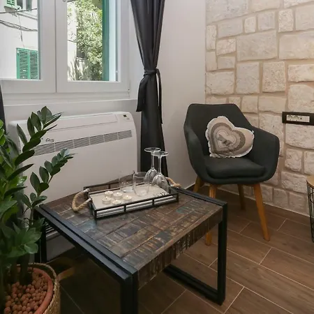 Luxury Dino 4* سبليت