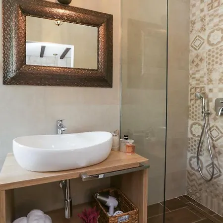 Luxury Dino سبليت